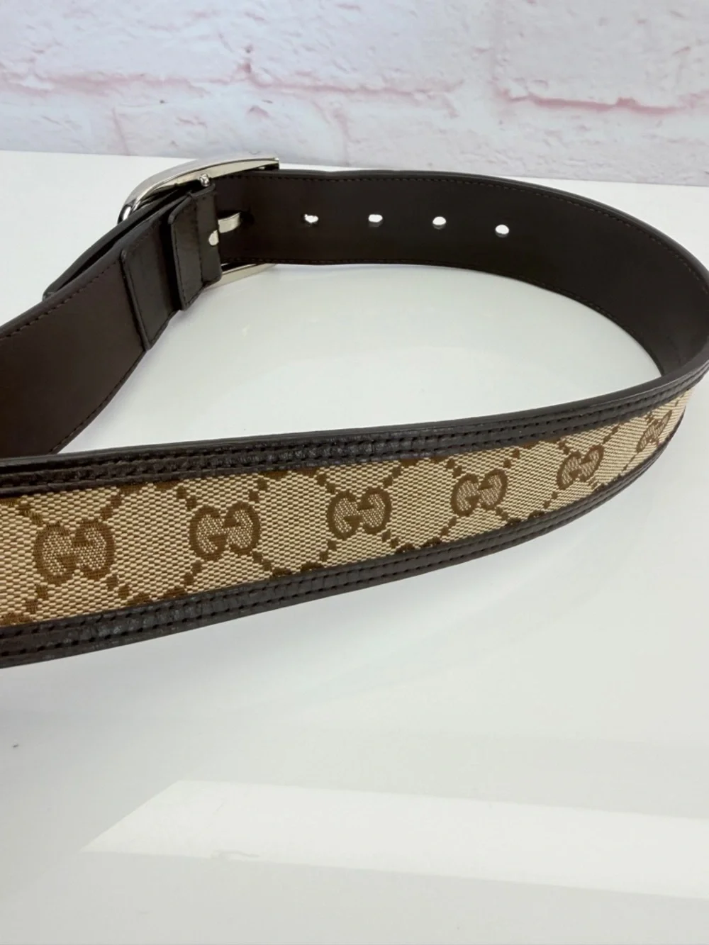 Gucci Mens Beige/Brown GG Canvas Belt with Silver Buckle 75/30
